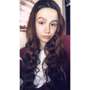 Meet your Posher, Alyssa